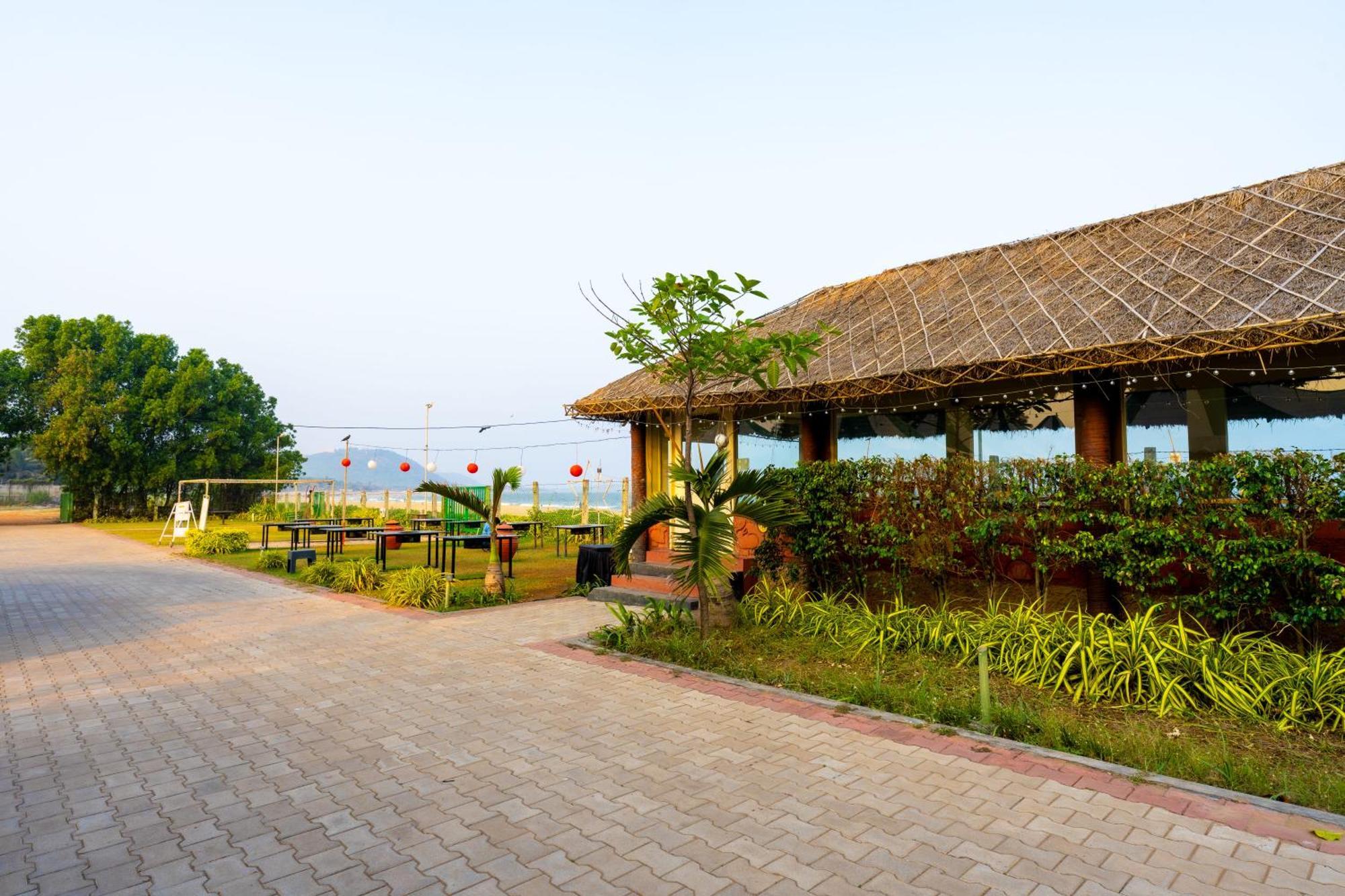 Shore Front Resort Visakhapatnam Exterior photo
