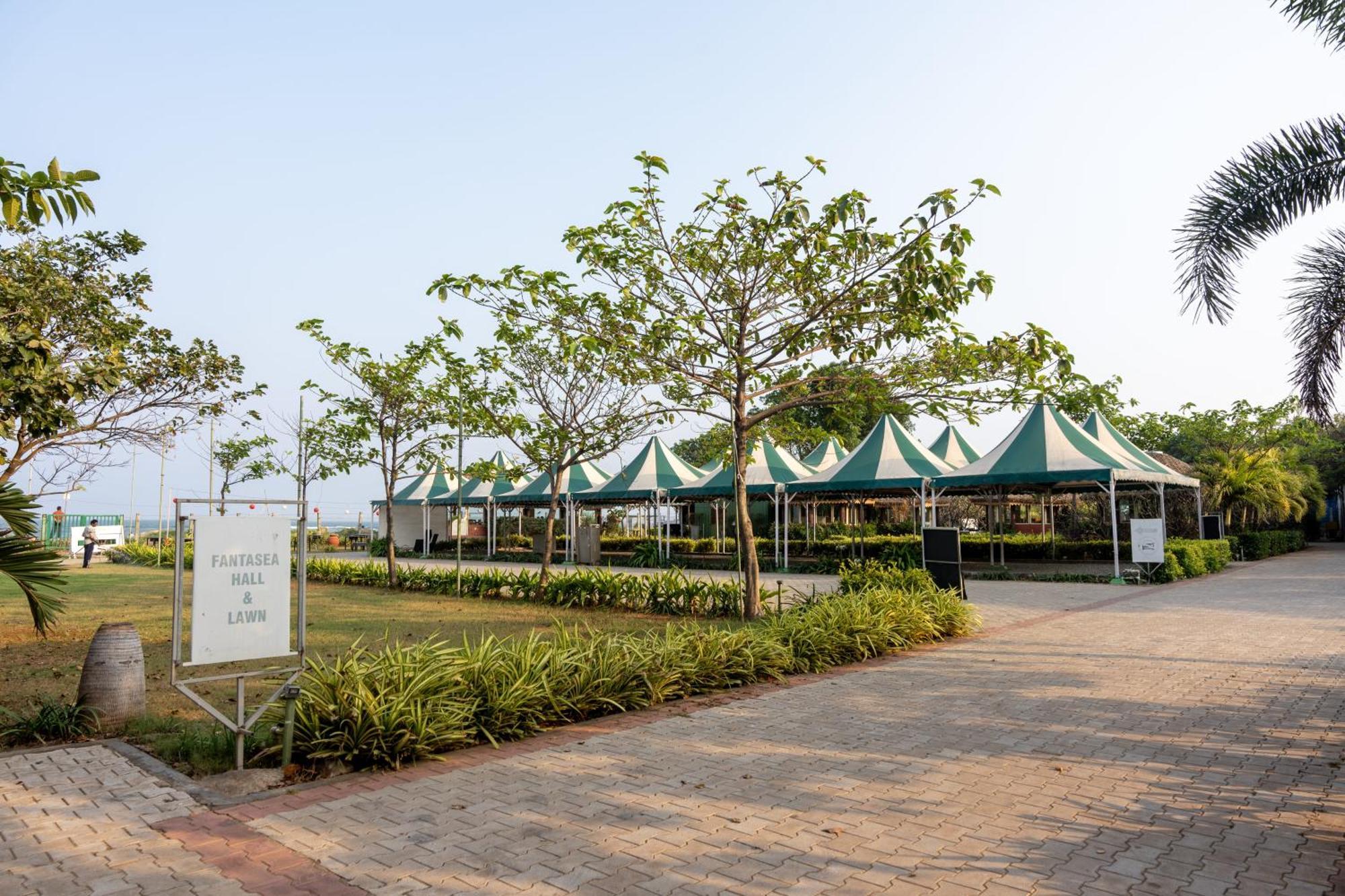 Shore Front Resort Visakhapatnam Exterior photo