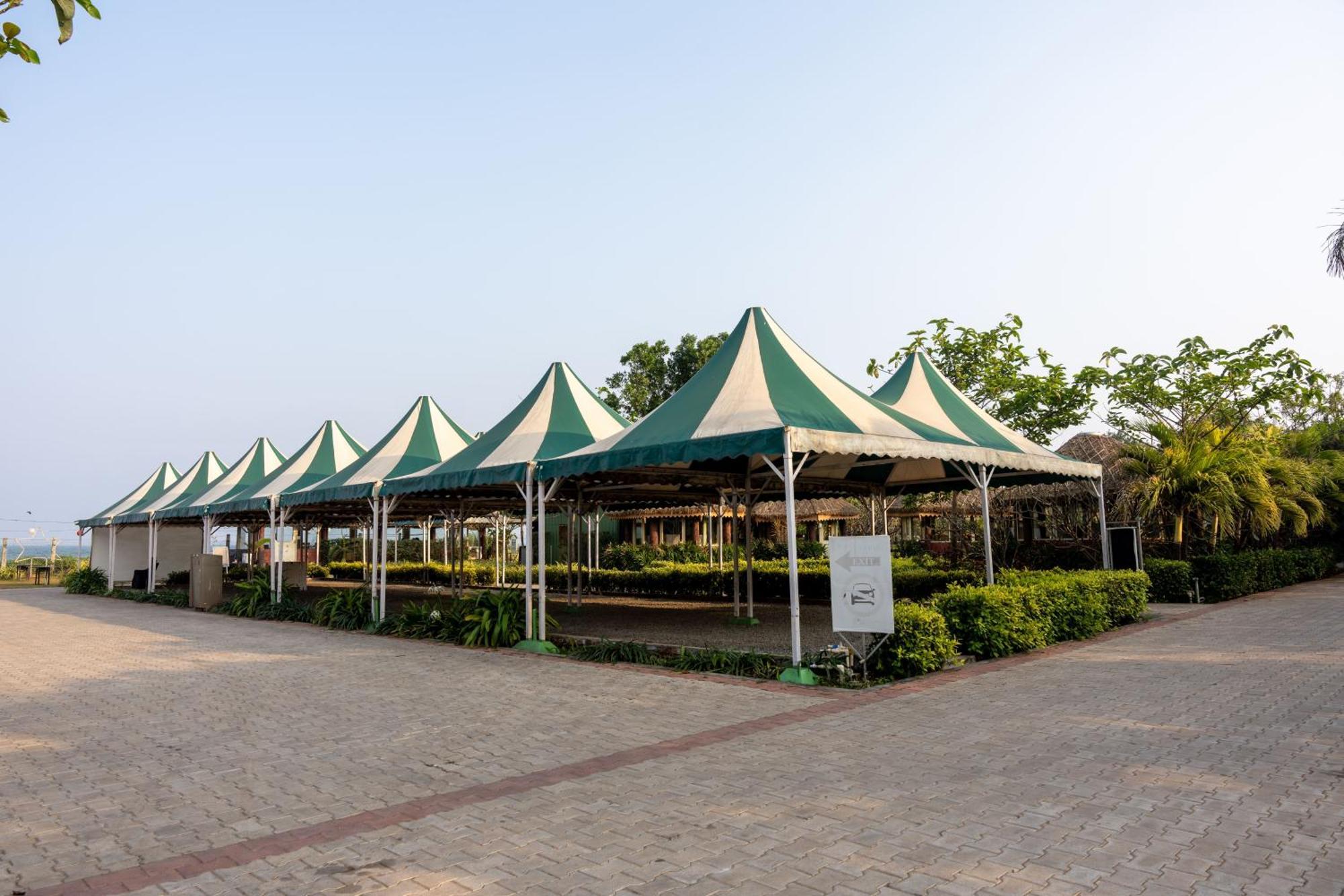 Shore Front Resort Visakhapatnam Exterior photo