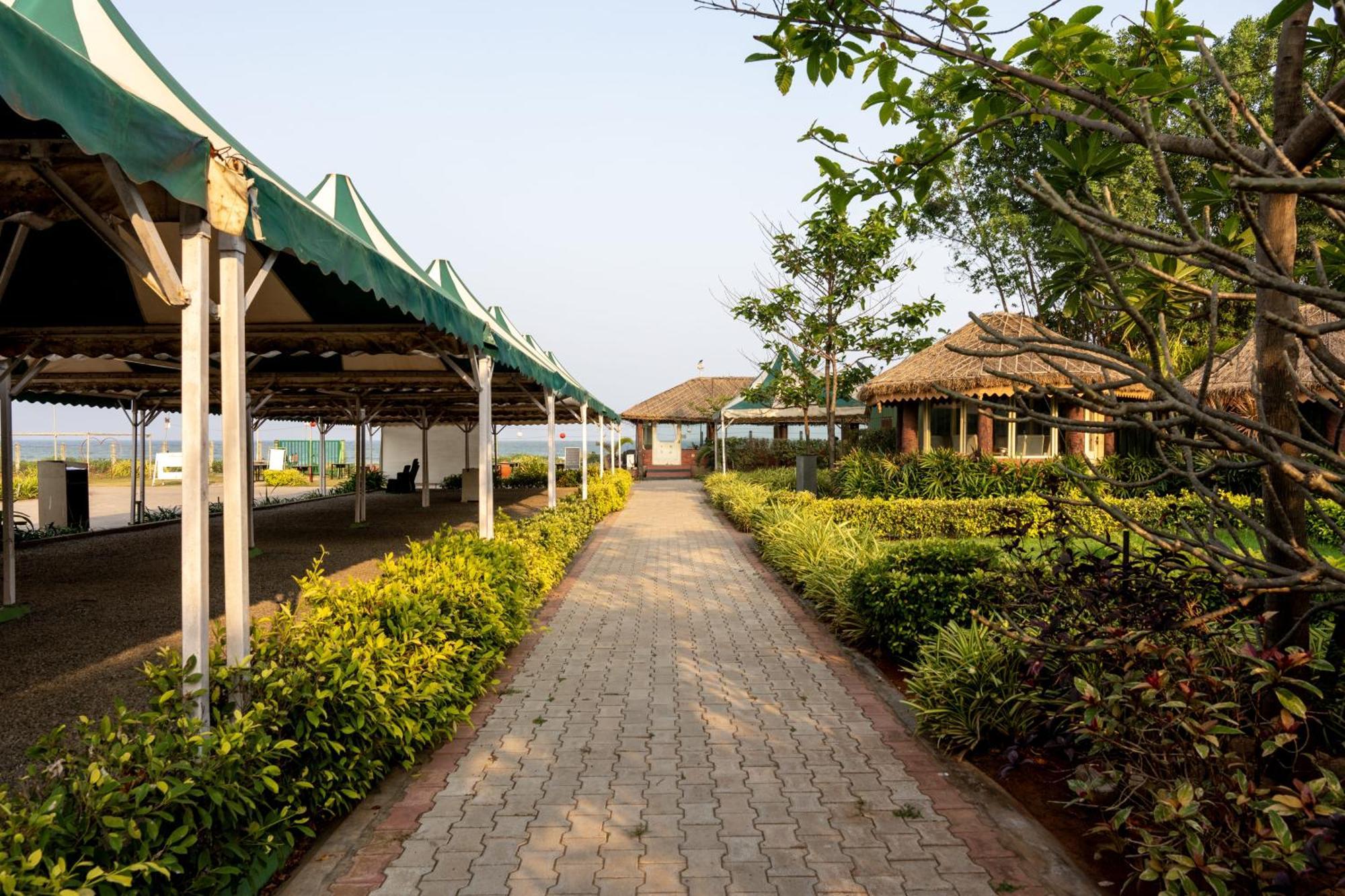 Shore Front Resort Visakhapatnam Exterior photo